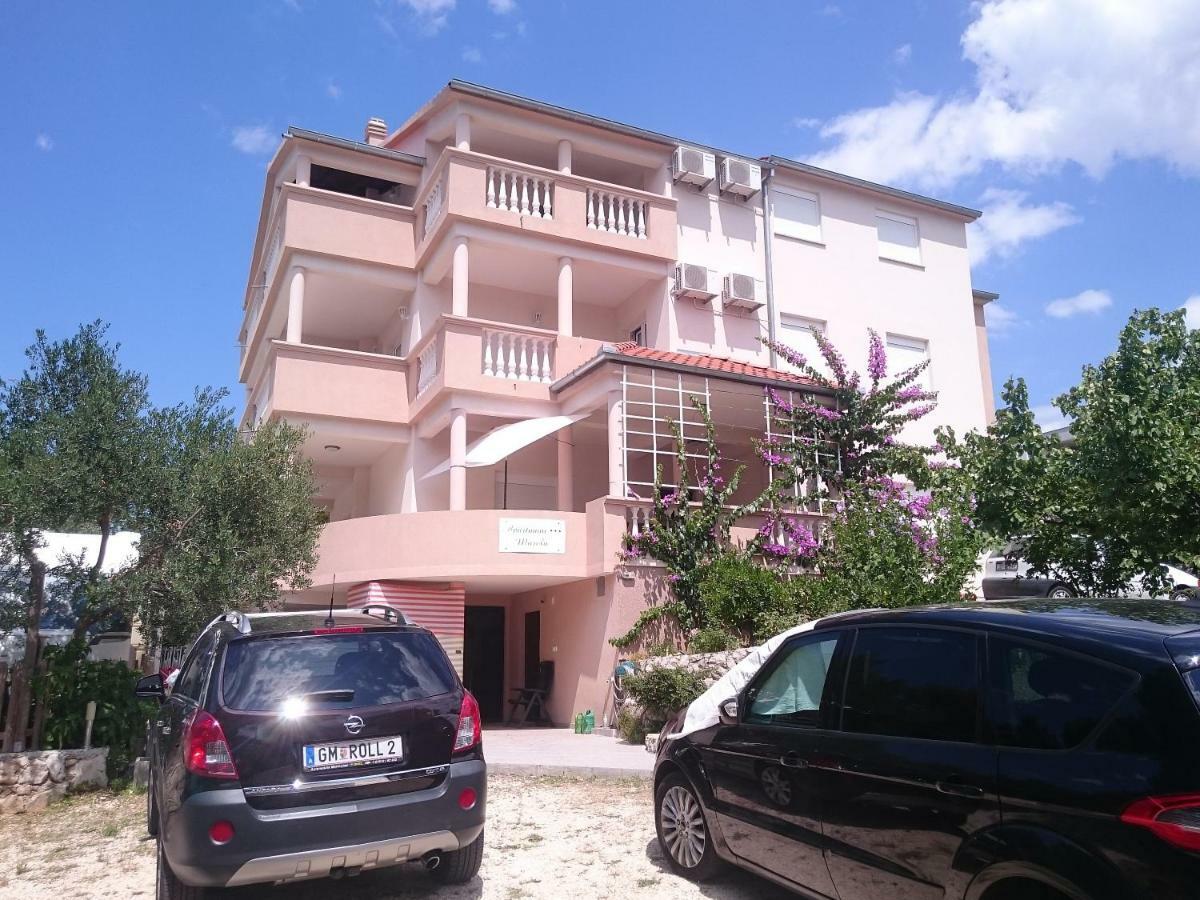 Marela Apartments Drage Exterior photo